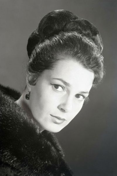 Элина Быстрицкая