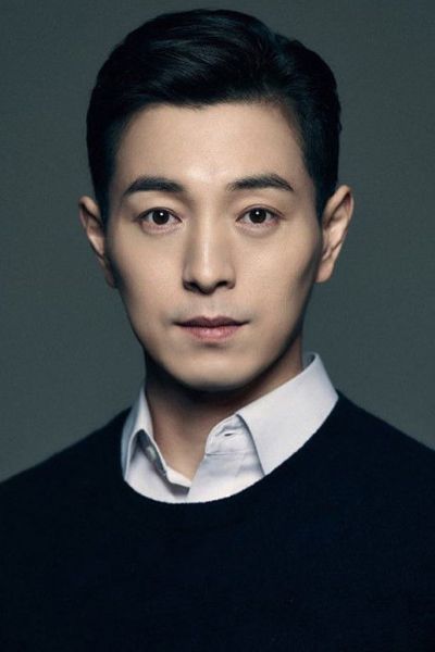 정성일