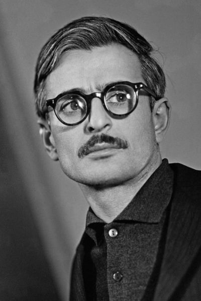 Марлен Хуциев