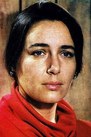 Нина Попова