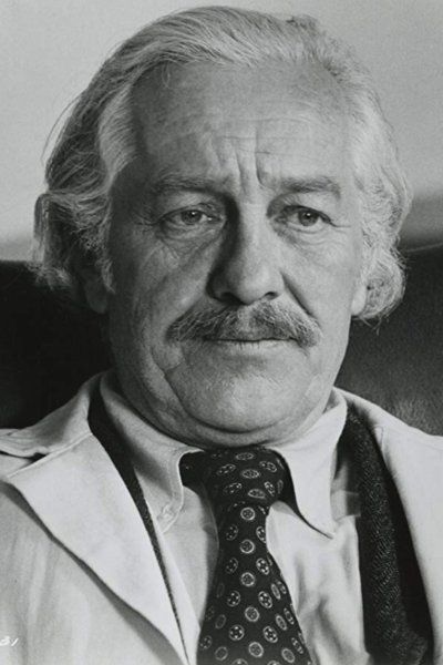 Стразер Мартин
