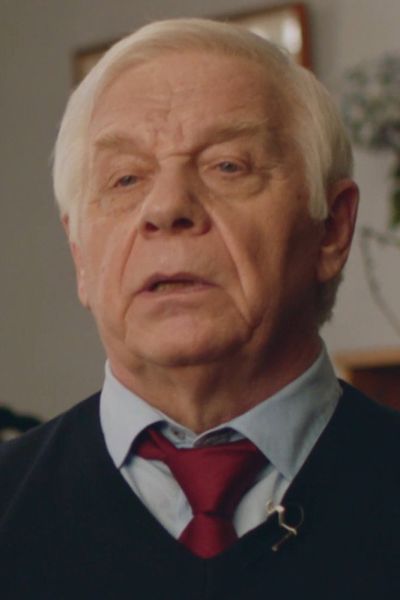 Олег Алмазов