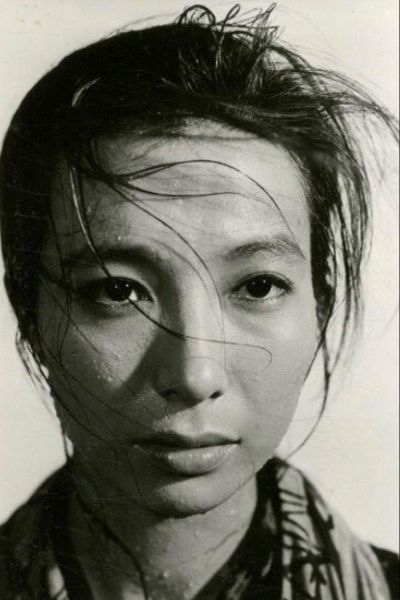 新珠三千代