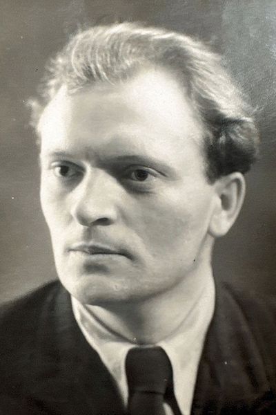 Юрий Аверин