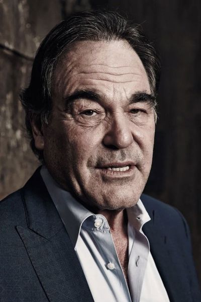 Оливер Стоун